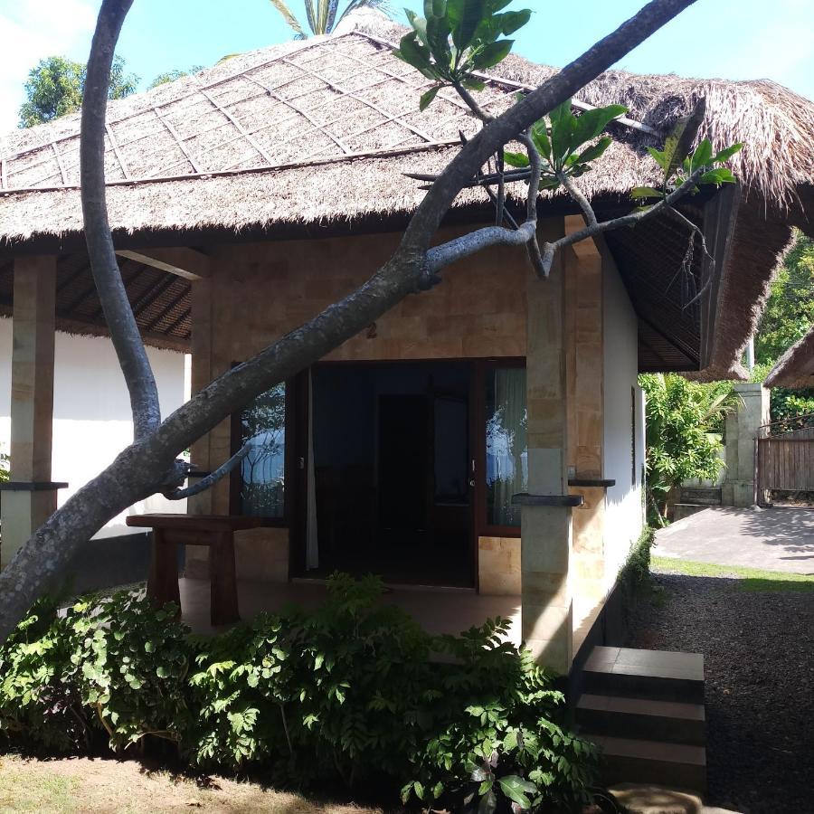 Jemeluk Beach Bungalows Amed  Exterior photo